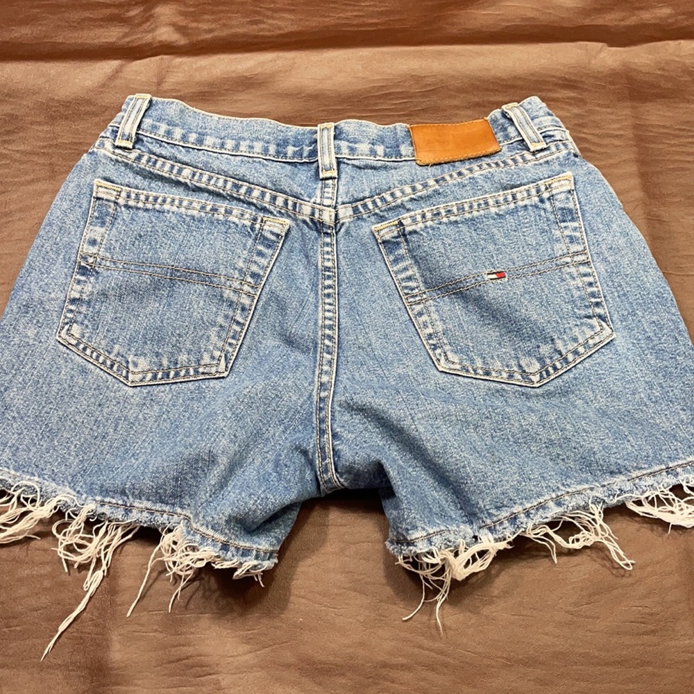 Shorts - Picture 2 of 5